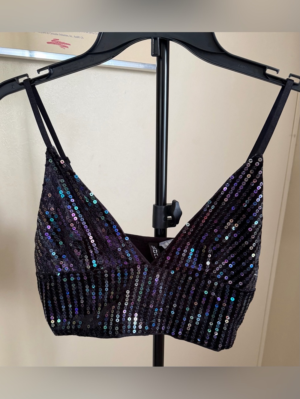 H&M Divided Black Sequin Spaghetti Strap V-Neck Bralette Crop Top Size Medium